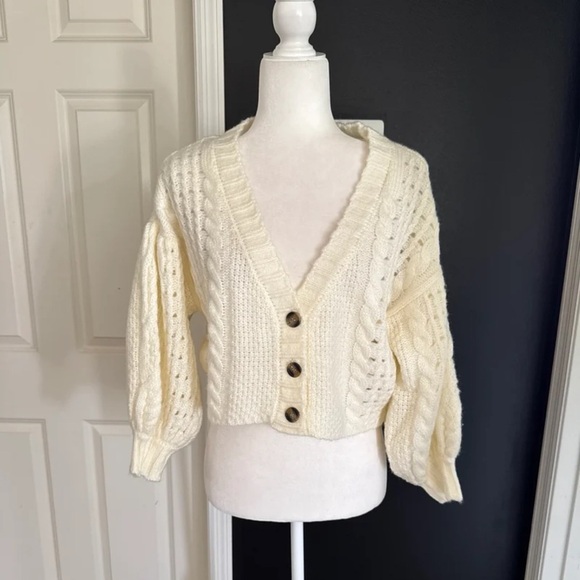 For Love & Lemons Mollie Cropped Cardigan Sweater Cream size Medium - Picture 6 of 12